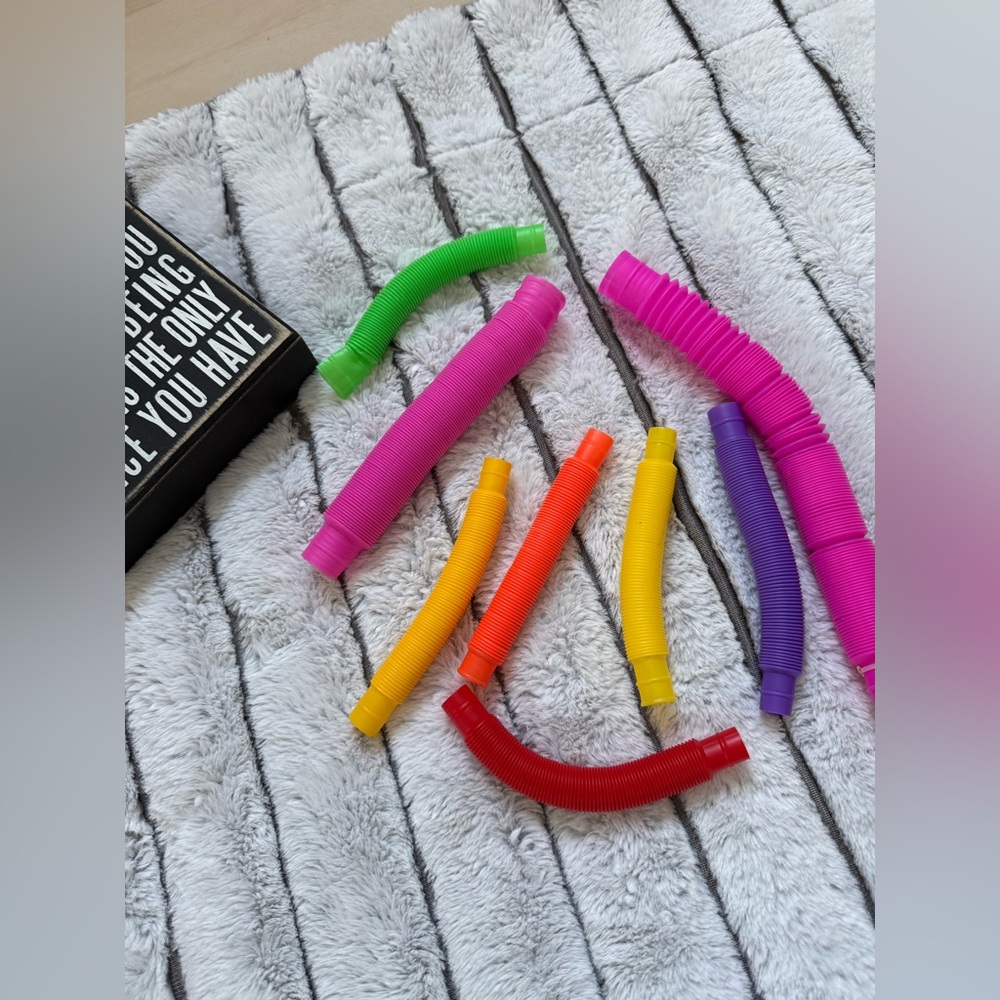 Colorful Expandable Kids Fidget Toy Play Tubes